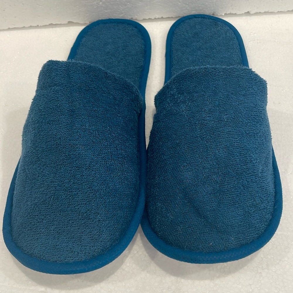 Slippers blue unisex men women one size fits most
